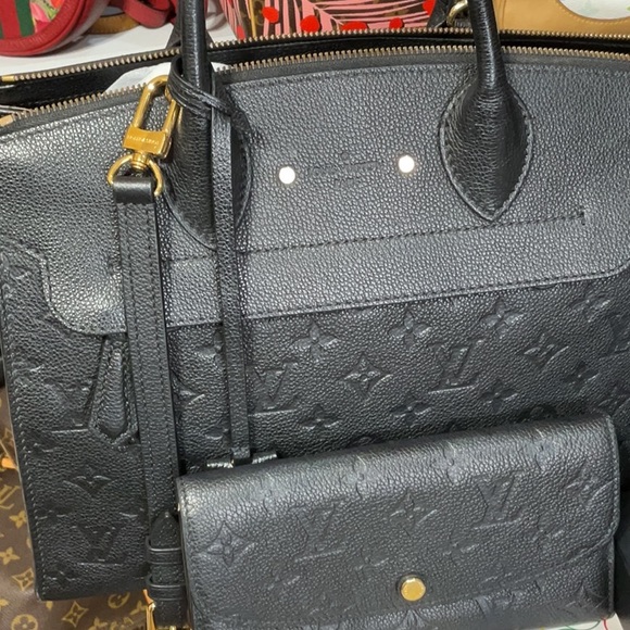 Louis Vuitton Empriente Leather Bag With Wallet - Picture 3 of 3